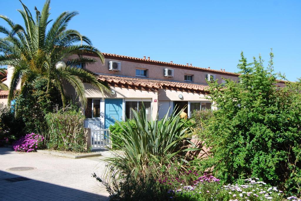 Lagrange Grand Bleu Vacances - Residence Les Jardins De Neptune Saint-Cyprien  Exterior photo