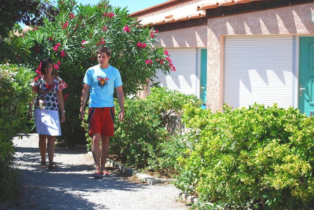 Lagrange Grand Bleu Vacances - Residence Les Jardins De Neptune Saint-Cyprien  Exterior photo