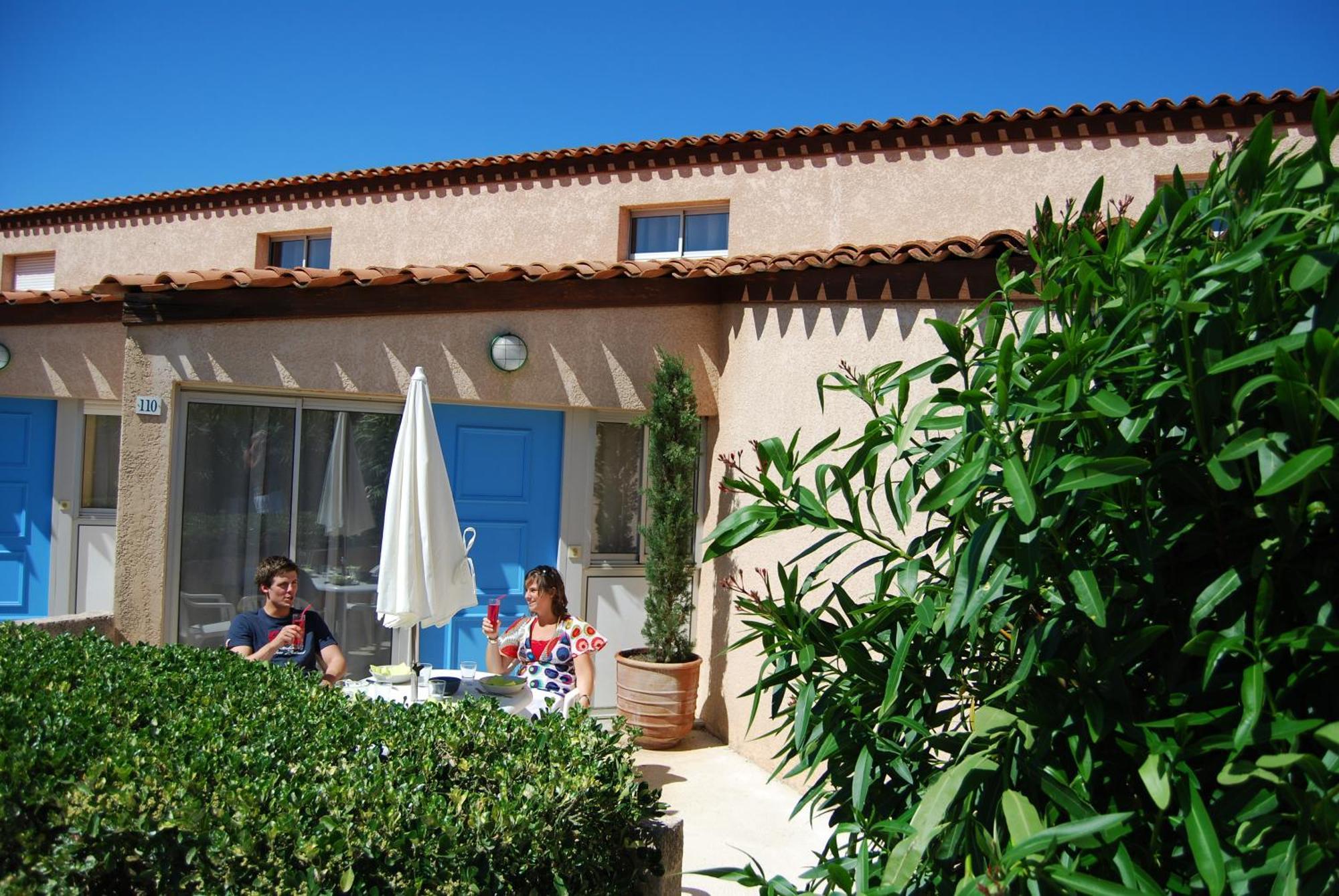 Lagrange Grand Bleu Vacances - Residence Les Jardins De Neptune Saint-Cyprien  Exterior photo